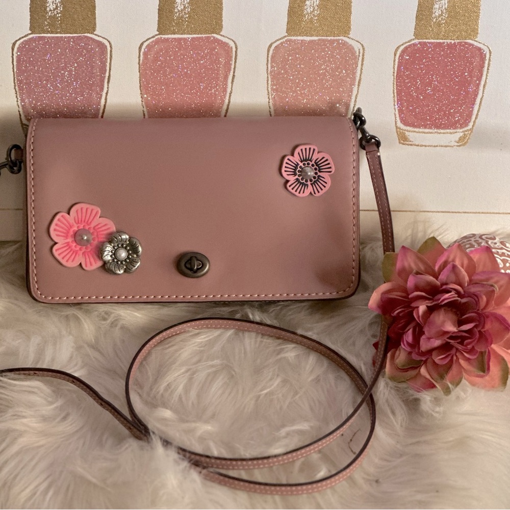 Coach Dinky 1941 Rose 💞